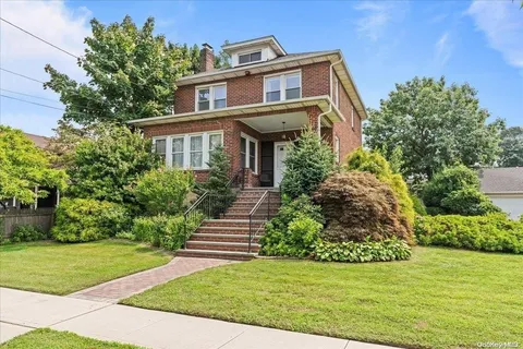 375 Marlborough Road — Cedarhurst (represented renters) -- RENTED