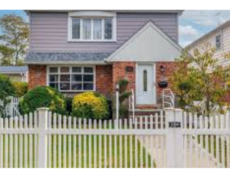 12 Woodlawn Avenue, 1st Floor — Valley Stream (represented renters) -- RENTED